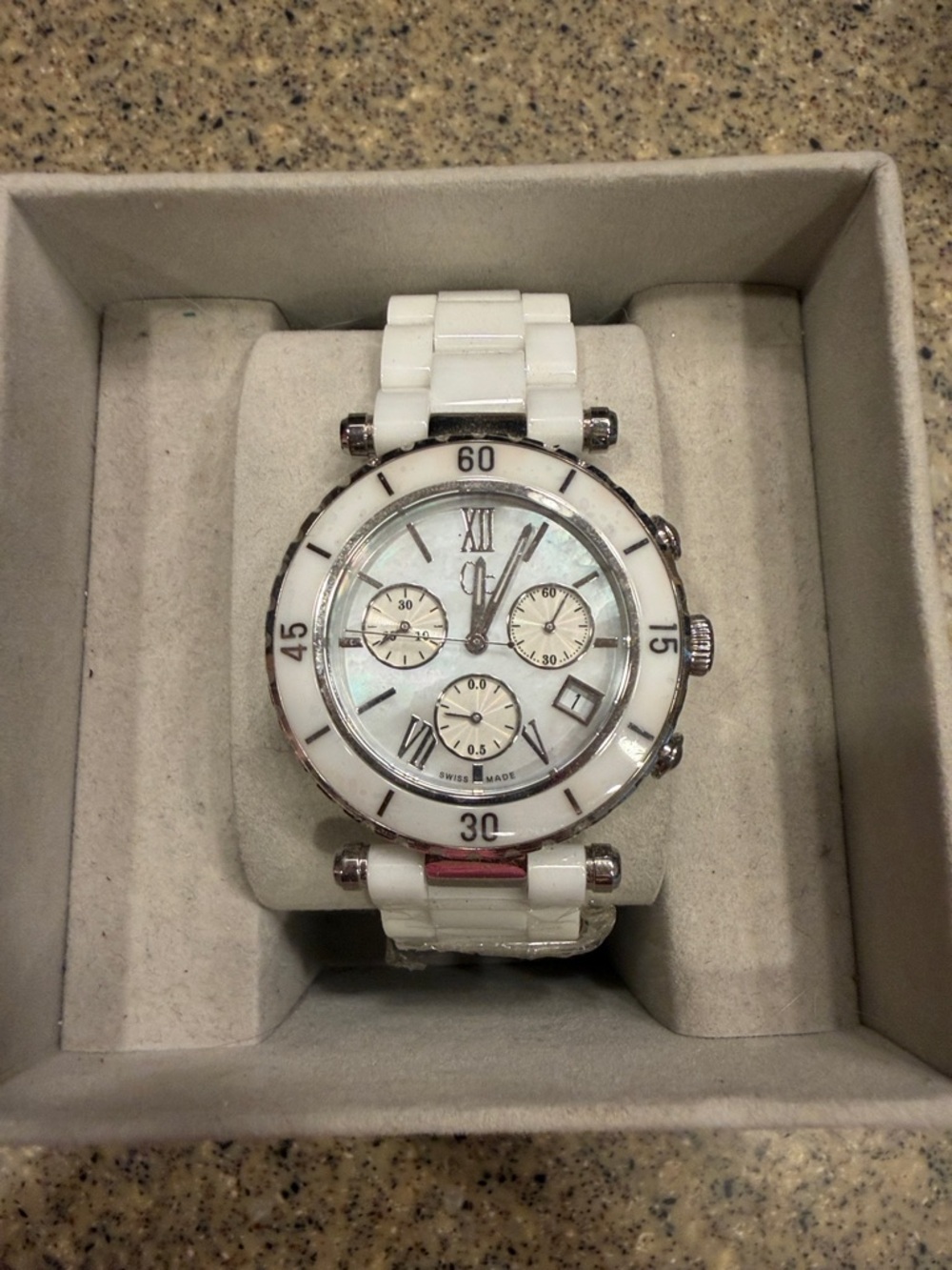GUESS White Ceramic Chronograph Watch with Mother-of-Pearl Dial